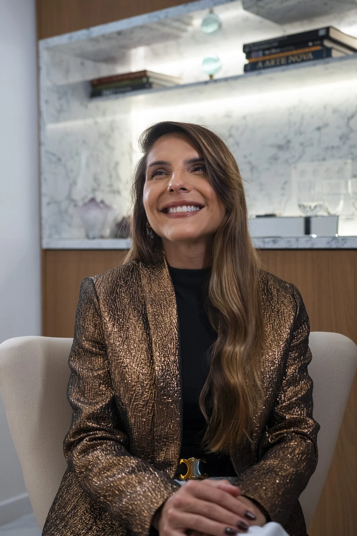 Dra. Jéssica Cardoso no consultório em Copacabana